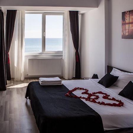 Oasis By The Sea - Summerland Apartment 마마이아 외부 사진
