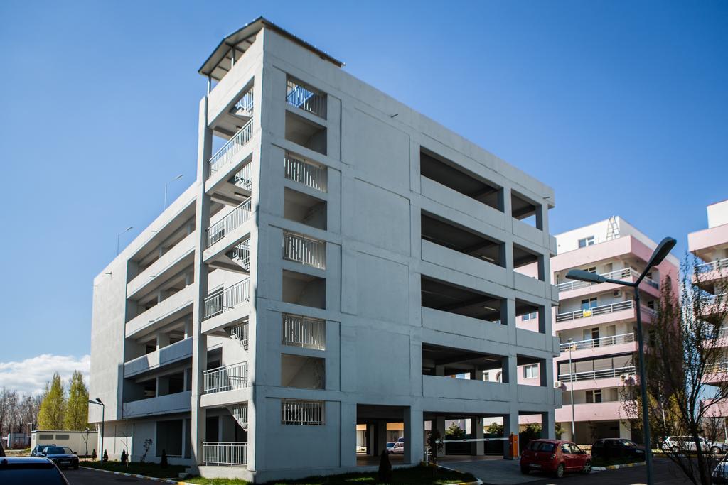 Oasis By The Sea - Summerland Apartment 마마이아 외부 사진